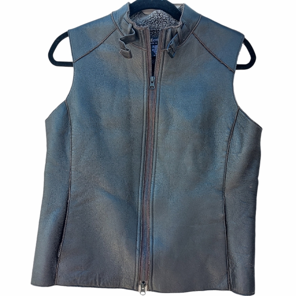 Lord & Taylor id/entity  leather vest with sherpa moto brown size 10 with pocket